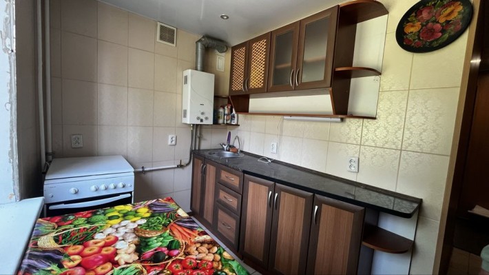 Продается 3 комн квартира Никопольская - фото 1