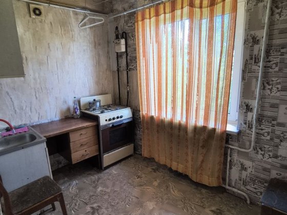 Продам 2-х кімнатну квартиру Кам'янське