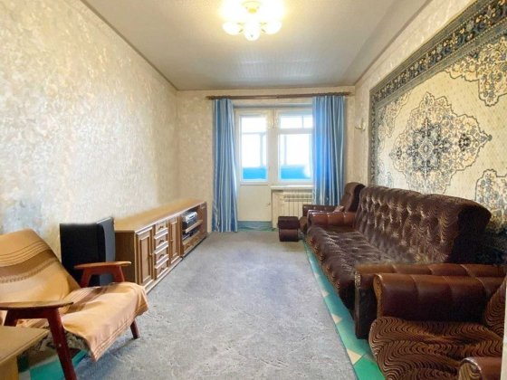 Продам 2 кім.квартиру Відродження Басейн Беседова АТБ Кам'янське