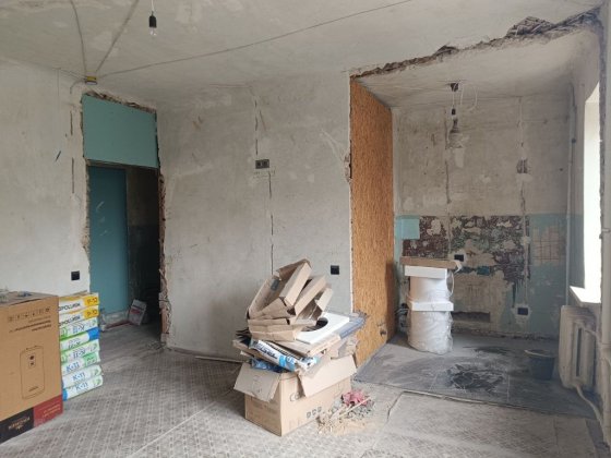 Продам 2 ком. Сталинка Кам'янське