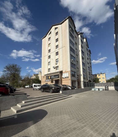 Продаж просторої 2к.квартири 80м2 | вул.Грушевського | м.Дубно - фото 1