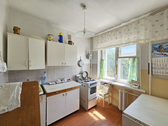 Продам 1 ку  в центре гос.программы  торг Чорноморськ
