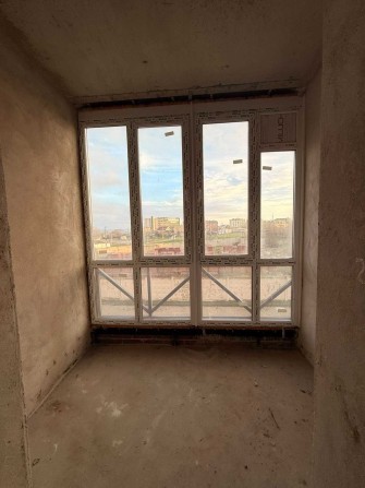 Продам 1 комнатную в ЖК Парус в сданном доме - фото 1
