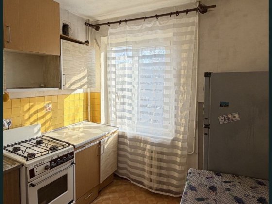 Срочная продажа квартиры Чорноморськ