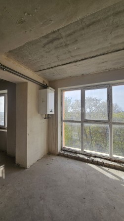 Продам 3 -кімнатну квартиру в  новому (зданому)  будинку - фото 1