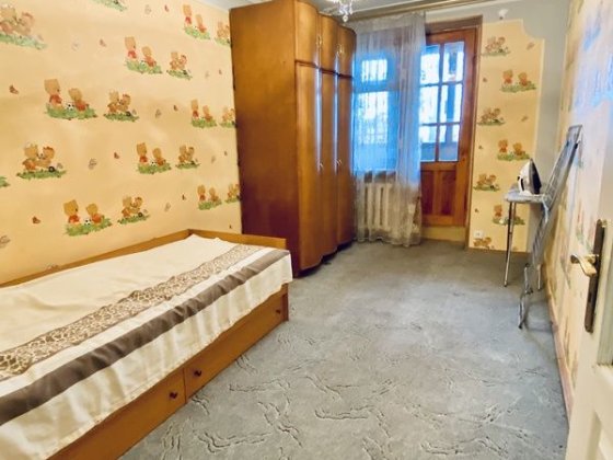 Продам 4 к квартиру Чорноморськ