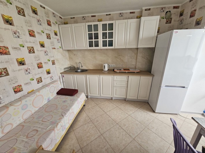 Продам 2-комнатную квартиру в Черноморске - фото 1