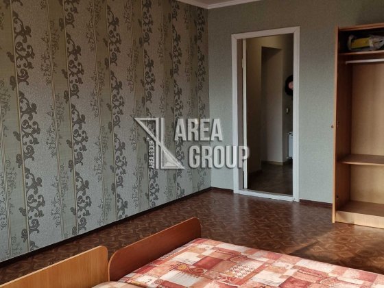 Продається велика 4-кімнатна квартира біля парку на мікрорайоні! Кам'янець-Подільський