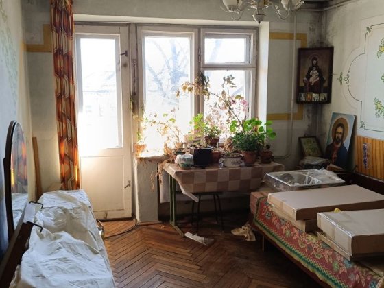 Продам трьохкімнатну квартиру від власника. Площа 63м2, потребує ремонту. Коломыя