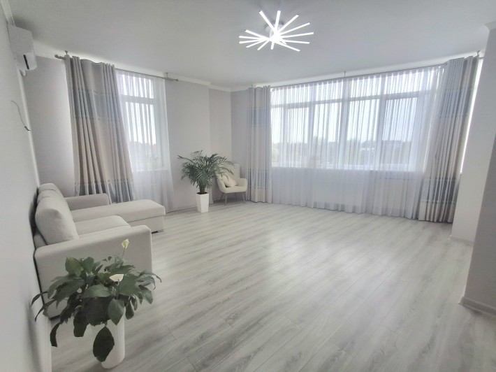 Продам 2к квартиру с ремонтом . - фото 1