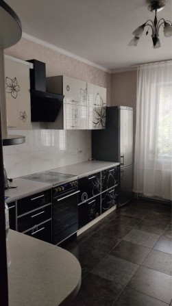Продаж  смт Коцюбинське, 3 кімнати - фото 1