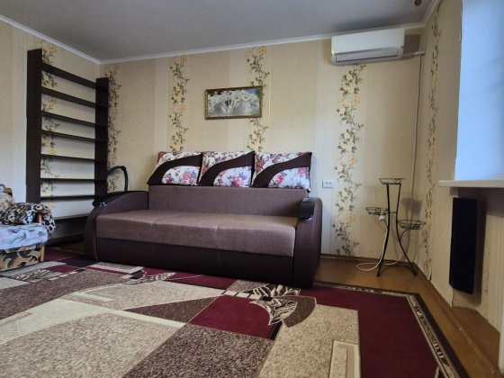Продам 2 комнатную квартиру, р-н 6й школы, Чешка, сертификат можно Чорноморськ