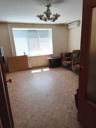 Продам 2-х кімнатну квартиру Лозова 5 мікрорайон - фото 1