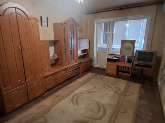 Продам Квартиру на зупинці Школа Обухів