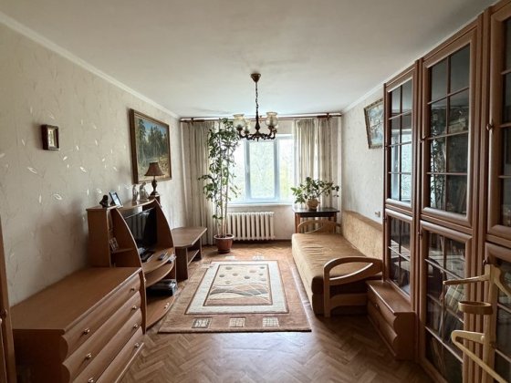 Продаж 3-х кімнатної квартири.