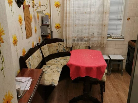 Продається  3х кімнатна Квартира по вул.Миру14 Обухів