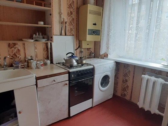 Продам 2к квартиру на 2 поверсі Самар