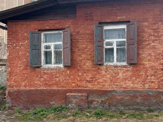 Власна квартира + подвір’я та сараї (центр, вул. Гімназична) Прилуки