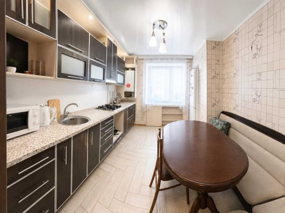 3-кімн. квартира в центрі Ромнів | 72 м² | готова до проживання Ромни
