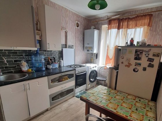 Продам 2-кімнатну квартиру р-н Трейд-парку Самар