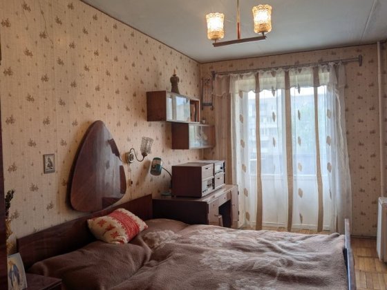 2 кімн на хорошому поверсі, р-н 8-9 школи Шептицький
