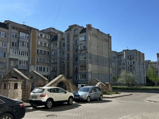 Продаж 3-х кім квартири по Набережній Шептицкий