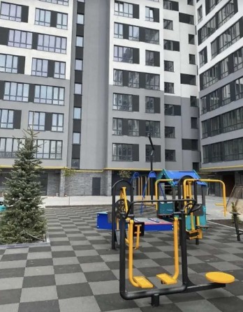 1к квартира в зданому будинку, Автобіографія, вул. Озерна - фото 1