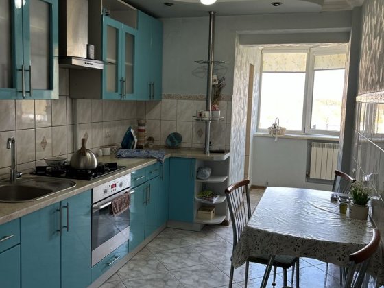 Продаж 3-х кім по Корольова площа 78 м.кв Шептицкий