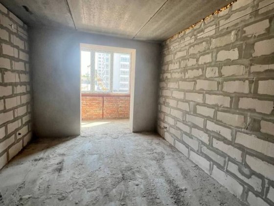 Простора 1к середній поверх, не кутова. Ще діє переуступка! 42357 Хмельницкий