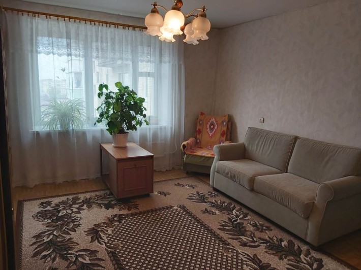 ТЕРМІНОВИЙ ПРОДАЖ 4-к квартири по вул. Воронізькій - фото 1