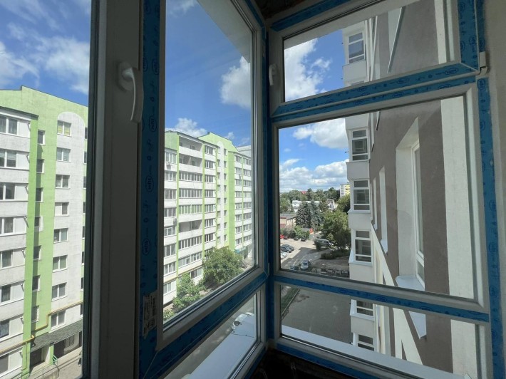 Простора 2к середній поверх Виставка, без зайвих витрат! 35129 - фото 1