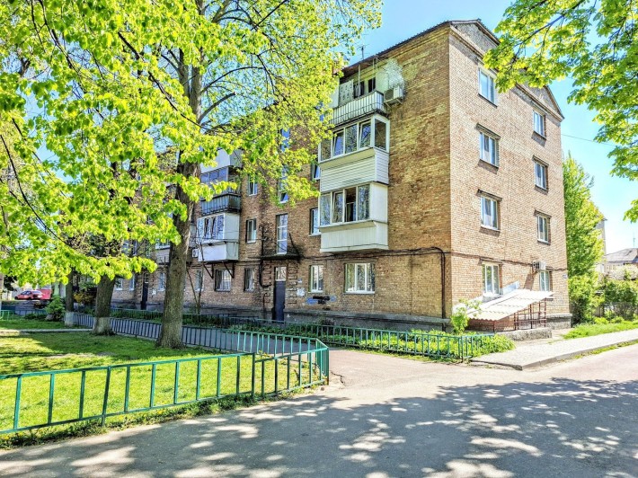 Продам 2-кімн квартиру поруч ТРЦ Aeromall, Епіцентр. місто Бориспіль, вул. Авіаторів, 6 - фото 1