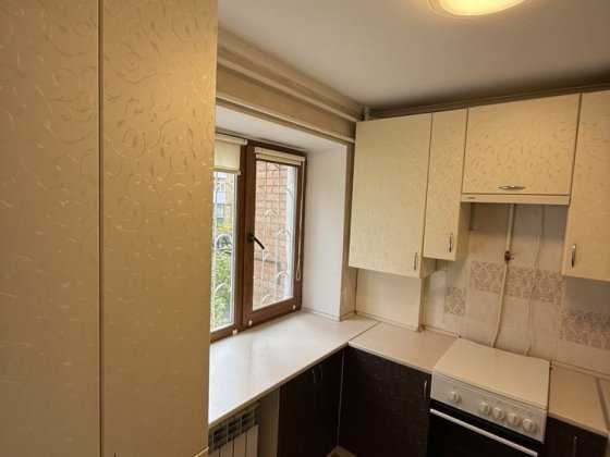 Продам 2 кім квартиру на Днс Біла Церква