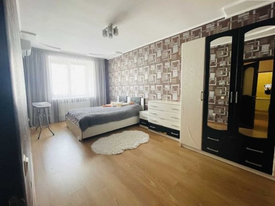 Продаж 2к  75 м.кв. ЖК Набережний Квартал, вул. Зарічанська Хмельницький
