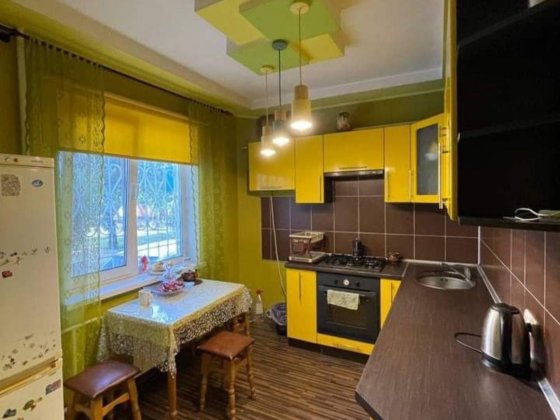 Продам трикімнатну квартиру по Івана Кожедуба Біла Церква
