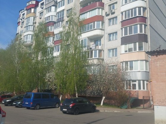 Власник. Бровари, Шевченко 4а. Бровары