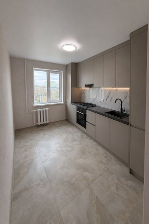 Продаж 2 кімнатна квартира Біла Церква р-н. ДНС. - фото 1