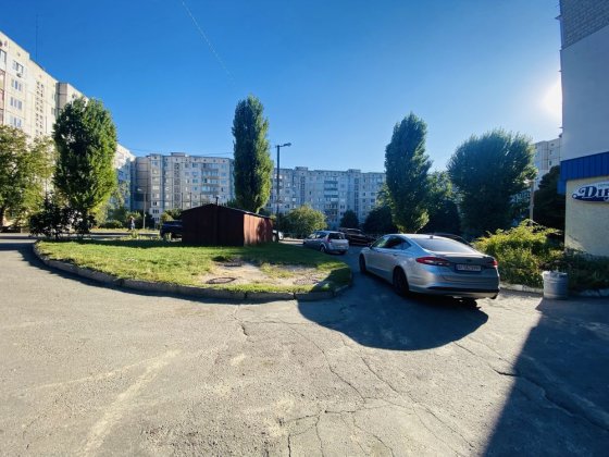 Продаж 3 кімнатної квартири Княгині Ольги