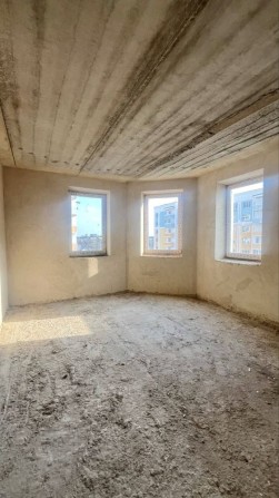 Велика 1к, з Балконом ,Індивідуальне Газове Опалення!Школа+Садок Поруч - фото 1