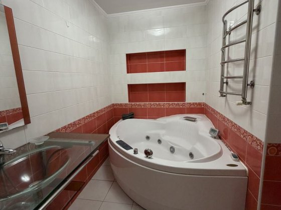 2к з ремонтом в самому центрі міста, індив. газове опалення Хмельницкий