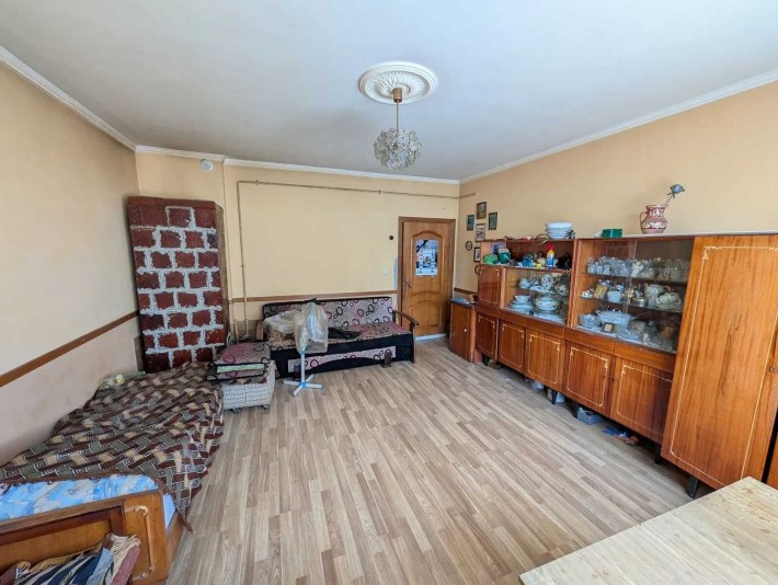Продаж 2 км квартира 67м2 в напівособняку - фото 1