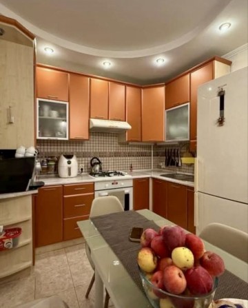 Продам 3-кімнатну квартиру ! - фото 1