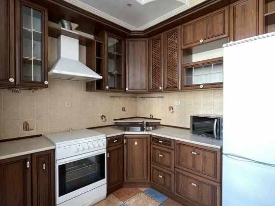 Продається велика та світла 2-кімнатна квартира по вул. Гаркуші, 36 (новобудова 2005 року). Ивано-Франковск