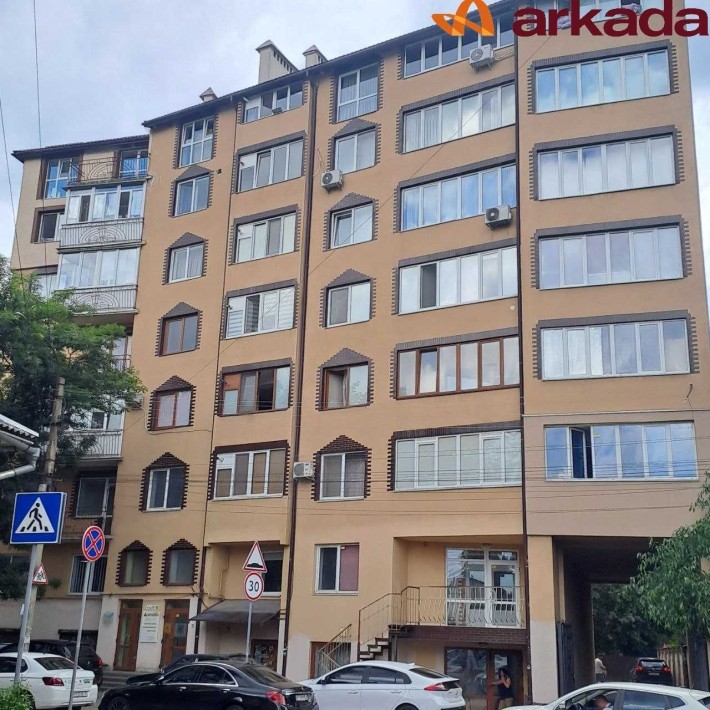 Продаю 3кімнатну квартиру в центрі. 80м2 Газифікована - фото 1