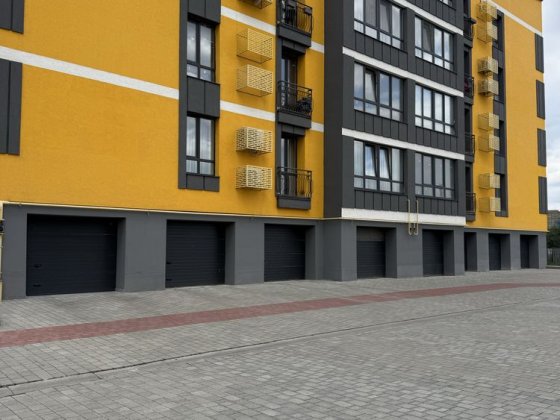 Чотирьох кімнатна кв на Нац Гвардії