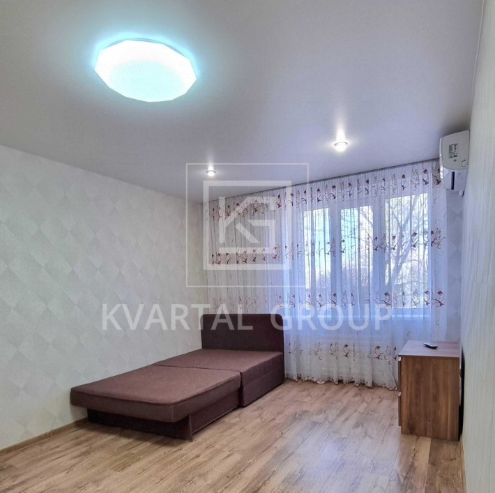 Продам квартиру з ремонтом. Центр міста - фото 1