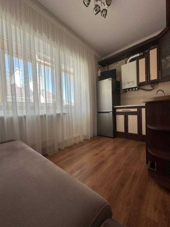 Продам 2 кім квартиру з свіжим ремонтом та балконом. Ірпінь, парк Центральний - фото 1