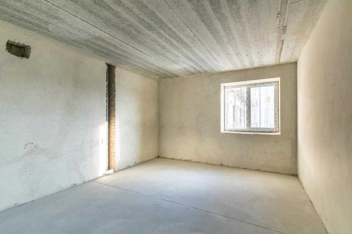 Продаж 1-кімнатної квартири в центрі міста з гарним видом - фото 1