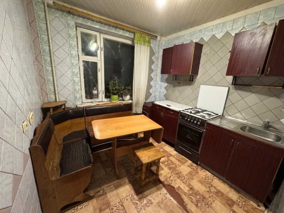 Продаж 2-кімнатної квартири на Молодіжному Кременчуг