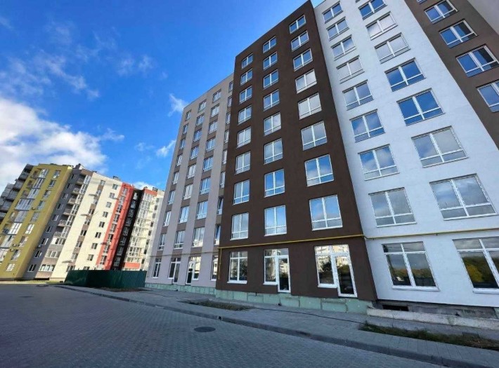 Простора 2-кімнатна квартира в новому будинку, м. Буча - фото 1